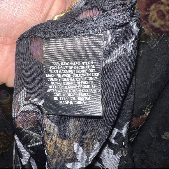 A New Day Sheer Velvet Floral Long Sleeve Blouse Size Large - Picture 4 of 9